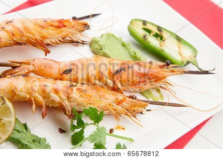 Guacamole Spicy Whole Grilled Shrimps