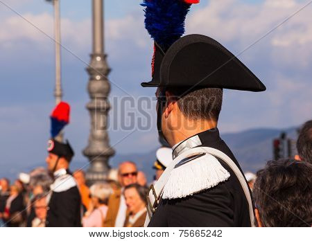 Carabinieri, Italian Policemen