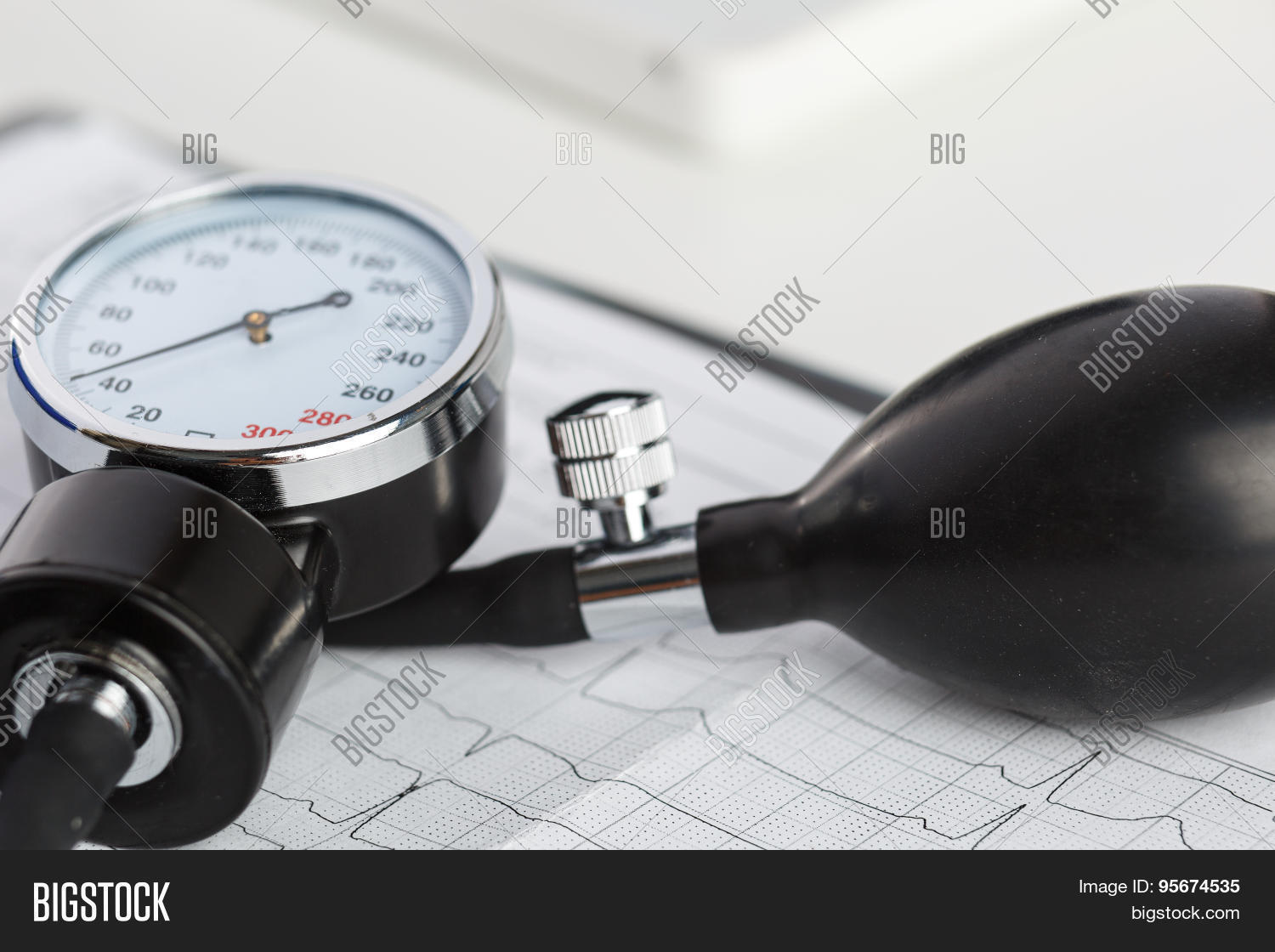 Medical Manometer Image & Photo (Free Trial) Bigstock