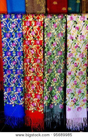 Beautiful scarf pattern