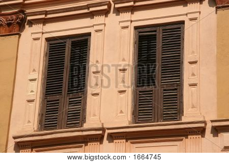 die Fassade eines Gebäudes