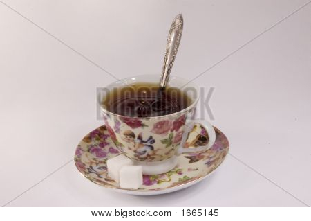 Tasse mit Tee 