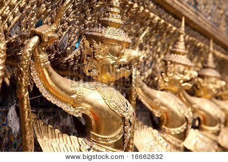 Garuda, konge af fuglene. Grand Palace, Bangkok, Thailand