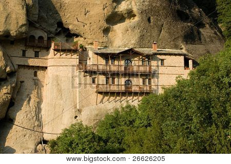 monastero sul lato della roccia di Meteora, Grecia