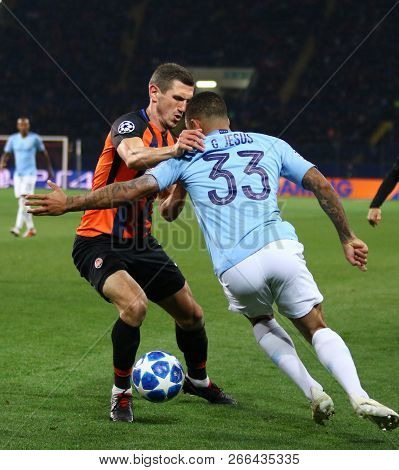 Kharkiv, Ukraine - October 23, 2018: Serhiy Kryvtsov Of Shakhtar Donetsk (l) Fights For A Ball With 