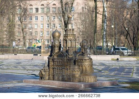 Saint Petersburg, Russia - April 07, 2018: Copy Of The Savior-on-the-blood Cathedral On A Spring Day