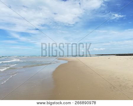 Beautiful Colorful Beach. Sea And Cloud.photo Taken From Dhanushkodi In India