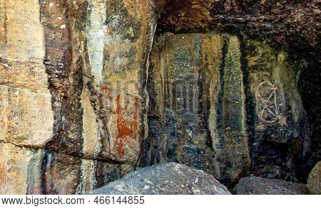 View Of A Hunter And A Goana On One Side And A Spirit Figure On The Other, At The Anbangbang Art Sit