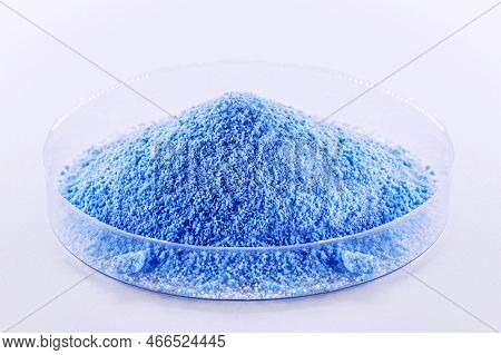 Powder Fertilizer, Blue Color, Npk, Water Soluble, Soil Amendment, Agribusiness Industry