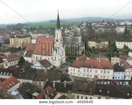 Veduta aerea di Melk nella finestra del Museo