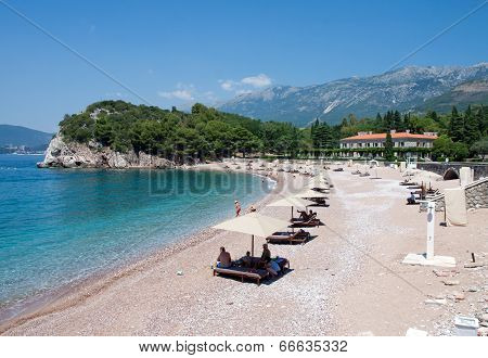 Sveti Stefan Beach