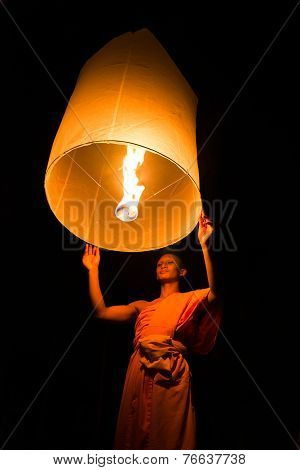 CHIANGMAI THAILAND - OCTOBER 25 :Thai people floating lamp. October 25 2014 in Tudongkasatarn Chiang