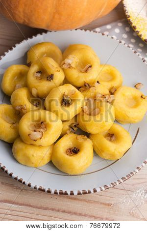 Polish Noodles ( Kluski Slaskie ) With Potatoe And Pumpkin