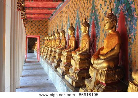 Meditation Buddha Statues In Wat Arun, Thailand