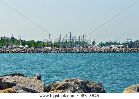 yacht parking