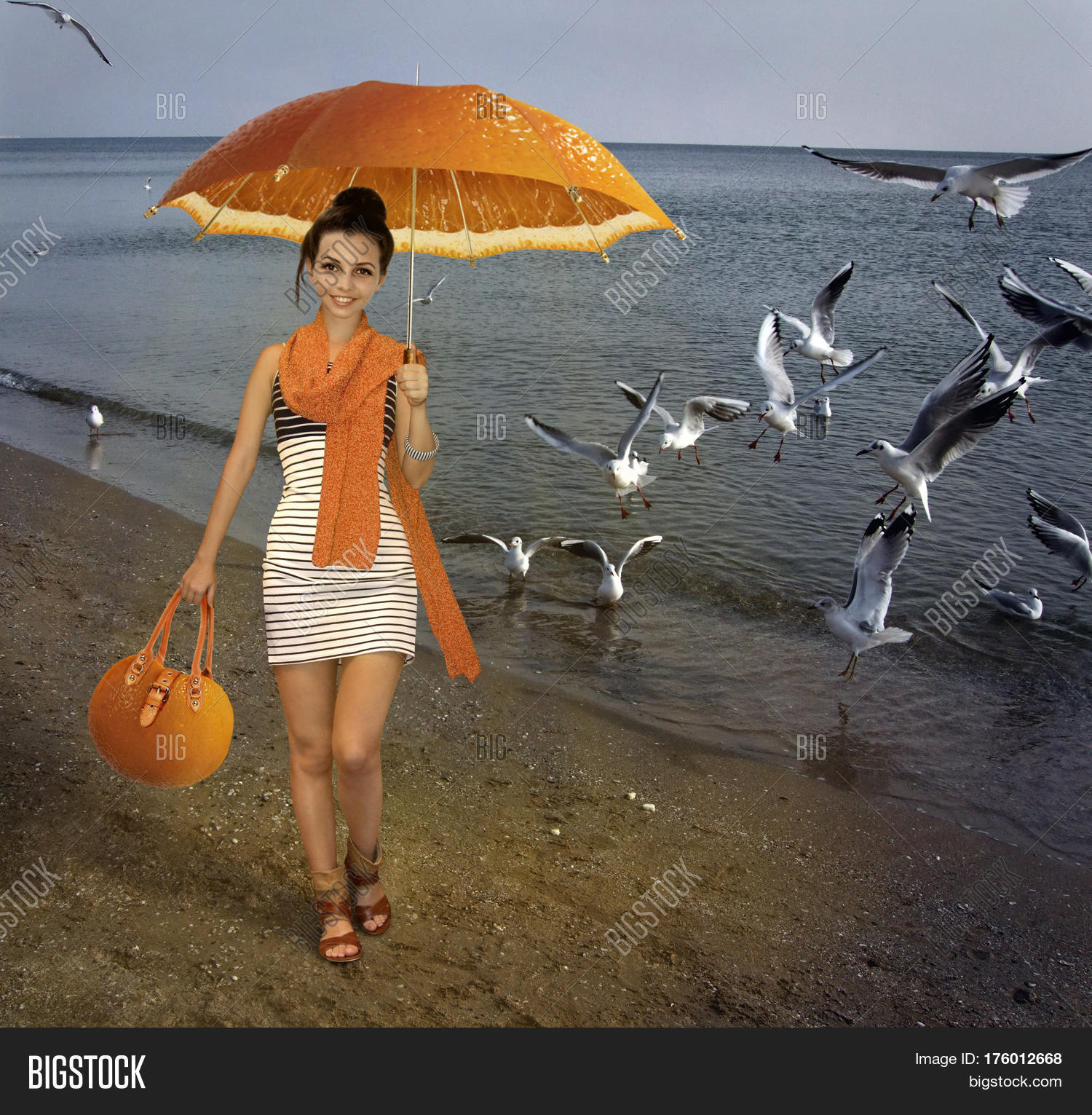 Если вы хотите чтобы жизнь улыбалась вам подарите ей сначала. Хорошее настроение цитаты. Улыбнись если ты хочешь. Если хочешь чтобы жизнь тебе улыбнулась сначала сам улыбнись жизни. Демотиваторы поднимающие настроение.