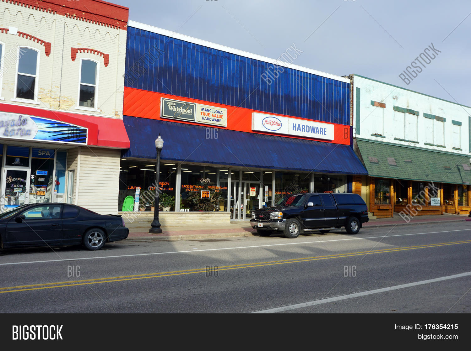 MANCELONA, MICHIGAN / Image & Photo (Free Trial) Bigstock