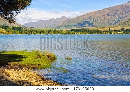 A quiet spot of Lake Wanaka at Glendhu Bay on the South island of New Zealand