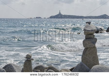 Sculptures formed by stones stacked on each other