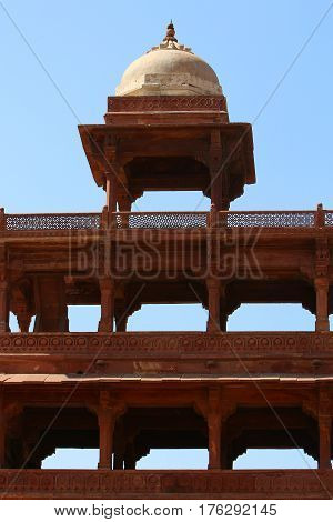 Fatehpur-Sikri was the capital of the Mughal Empire in India during the reign of Akbar I in 1571-1585.