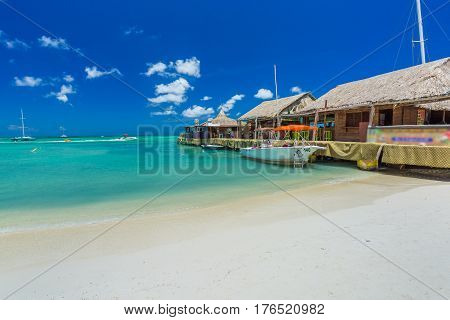 Palm beach at Aruba in the Caribbean Sea
