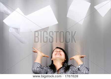 式の女性