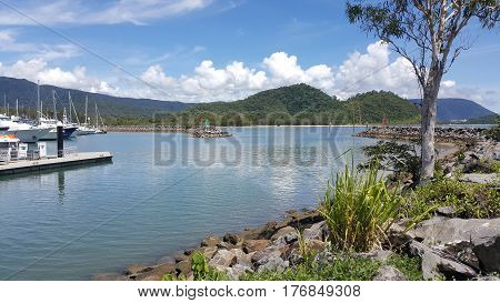 beautiful day at Yorkeys Knob Cairns 40