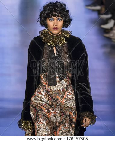 Anna Sui - Fall 2017 Collection
