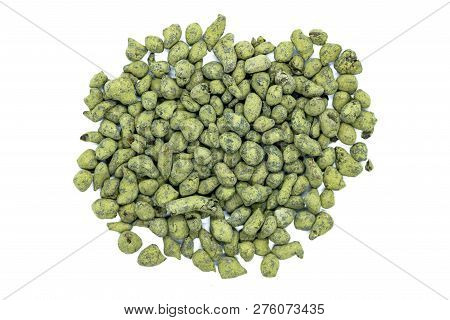 Ginseng Oolong Tea Bunch, Close Up, Macro, Isolated. Chinese Oolong Tea Drink Rolled In Ginseng Powd