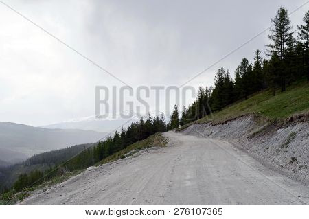 The Road To The Katu-yaryk Pass On The Ulagan Plateau Before The Rain, Mountain Altai
