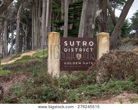 San Francisco, Ca September 3, 2018: Sutro District Entrance Sign At Golden Gate National Recreation