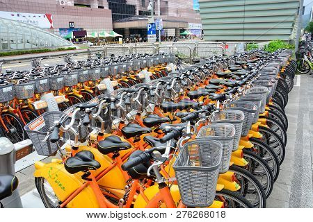 Taipei, Taiwan - May 6, 2017 : City Bike, A Row Of Ubike Parking On Footpath, Ubike Is A Network Of 