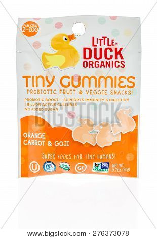 Winneconne, Wi - 30 December 2018: A Package  Of Little Duck Organics Tiny Gummies On An Isolated Ba