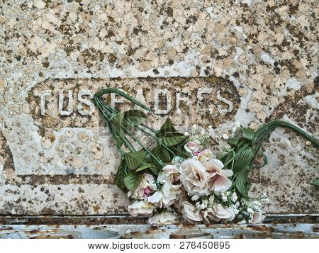 Detail Of Grave With Inscription Tus Padres In Alcazar De San Juan Cemetery