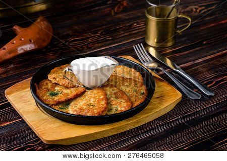 Draniki - Potato Fritters. Potato Pancakes. The Naitonal Dish Of Belarus, Ukraine And Russia