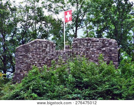 Burgruine Stralegg Or Romische Ruine Strahlegg Above The Amden Settlement - Canton Of St. Gallen - S