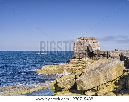 Pulpit Rock, A Quarrying Relic From The 1870s When A Natural Arch Was Cut Away To Leave The Landmark