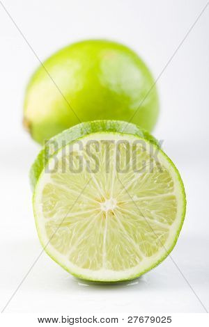 Limoni
