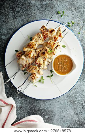 Chicken Cabobs With Sesame Peanut Ginger Sauce