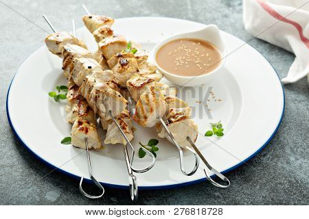Chicken Cabobs With Sesame Peanut Ginger Sauce
