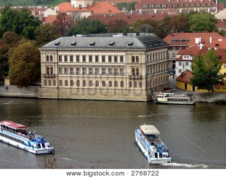 Prag bygning