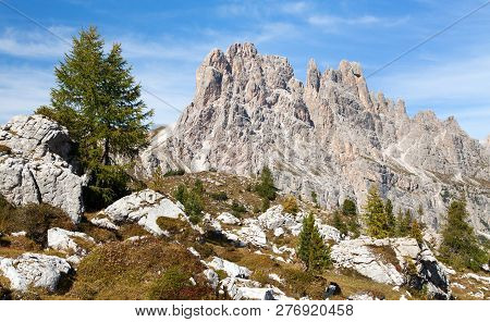 Larch Wood And Cima Ambrizzola And Croda Da Lago, Iralien Alps Dolomites Mountains
