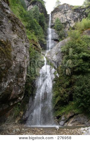 Benkar şelale - Nepal