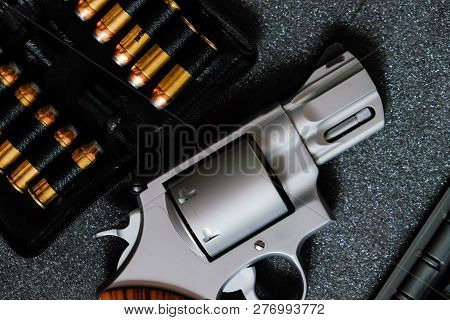 Metal Revolver .44 Magnum Pistol Gun With Jacket Soft Point(jsp) Bullet