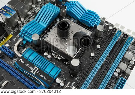 A View Of Inside Of Water Cooled And High Performance Modern Personal Computer. Modding, Pc, Computi