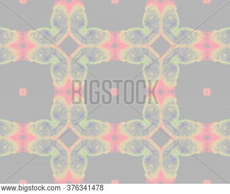 Ogee Geo Border. Folk Embroidery. Retro Fabric Ornate. Gray Seamless Bleached Textile. Spring Floral