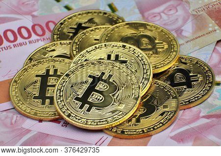 Bitcoin And Indonesia Money Rupiah Image Stock