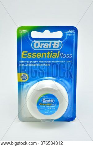 Quezon City, Ph - July 8 - Oral B Essential Floss On July 8, 2020 In Quezon City, Philippines.