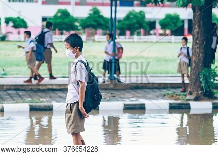 Kanchanaburi,thailand-july 2,2020:unidentified Elementary School Students Wear Face Mask To Prevent 