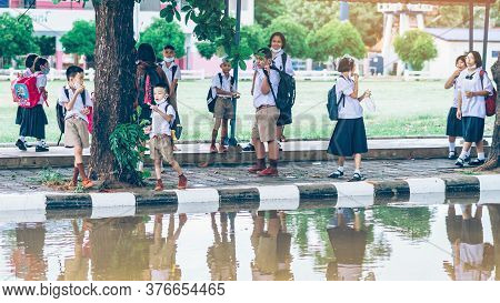 Kanchanaburi,thailand-july 2,2020:unidentified Elementary School Students Wear Face Mask To Prevent 